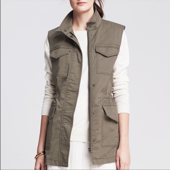 Banana Republic Jackets & Blazers - Banana Republic Army Green Vest